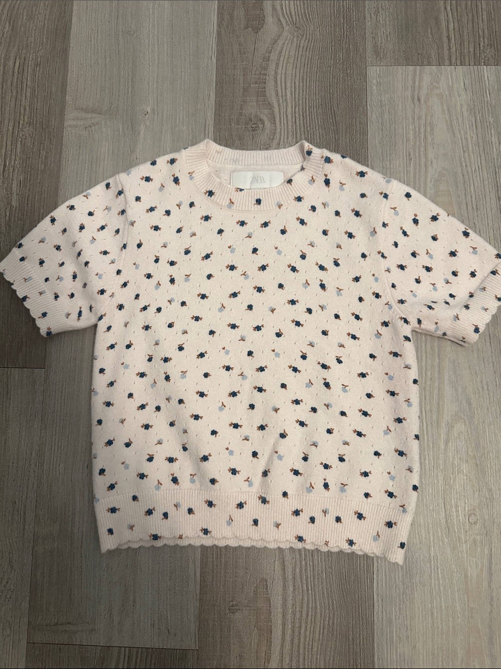 Ivory girls Short Sleeve Knit Sweater with Navy & Rust Floral Dots